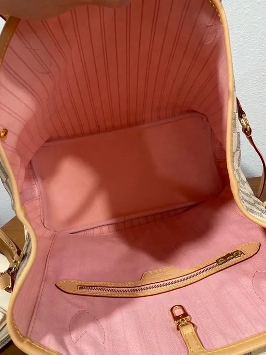 Cream Checkered Tote Bag with Tan Trim MM - Picture 6 of 10